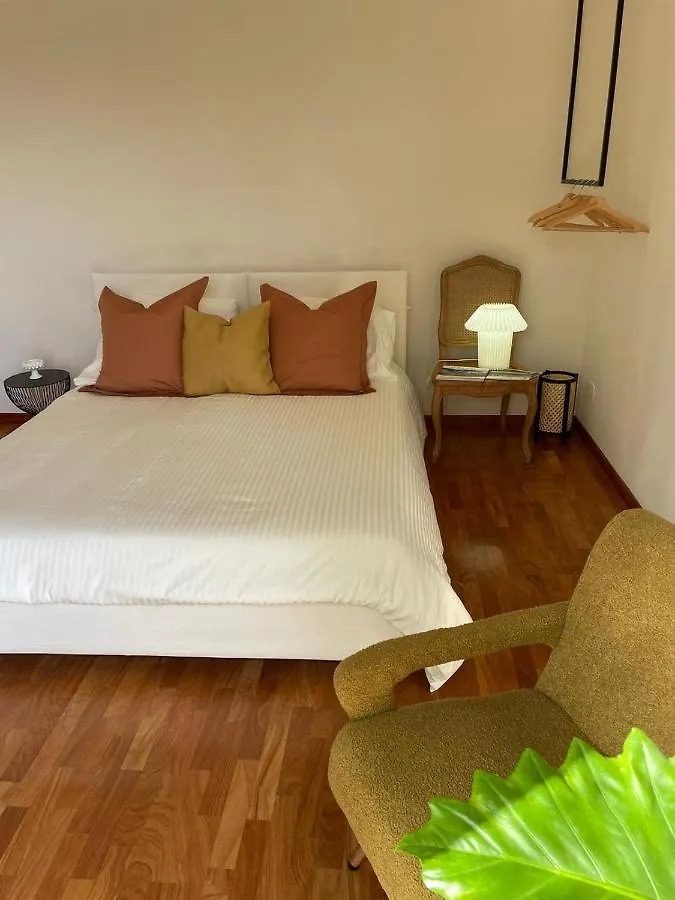 The Room Syracuse Guest house